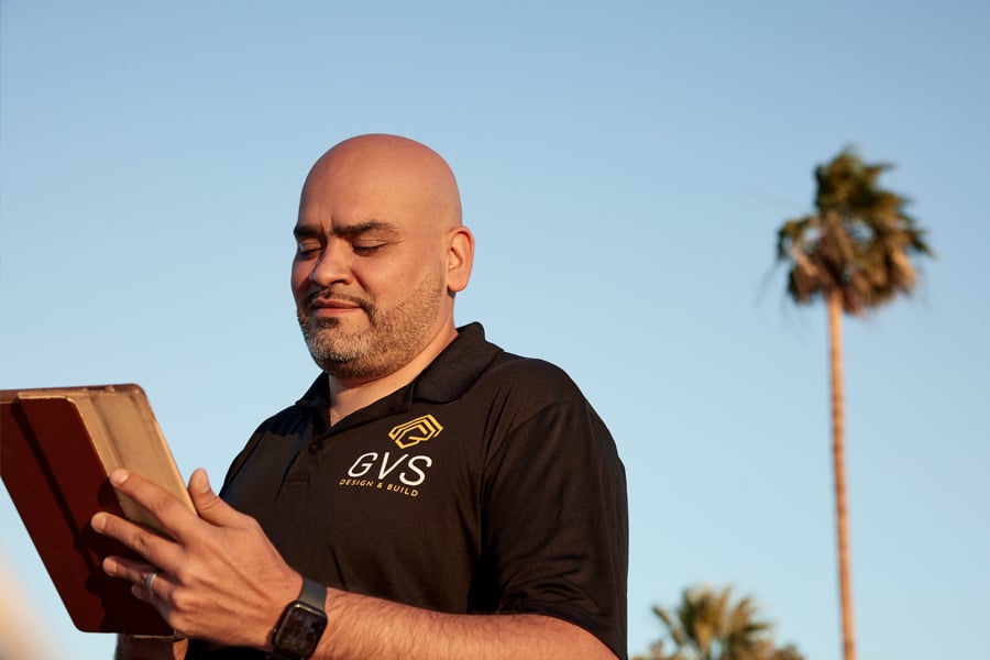 Pro writing notes in a notepad