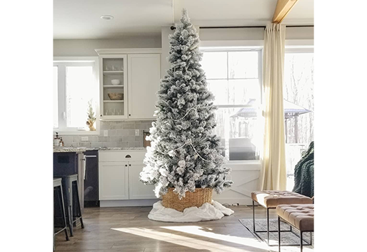 Large Christmas Tree Kitchen Holiday Decor Ideas 2020