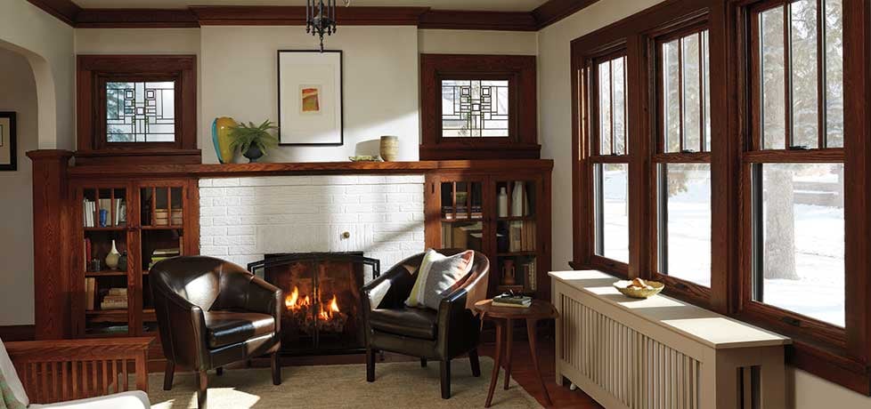 traditional livingroom with wood andersen windows